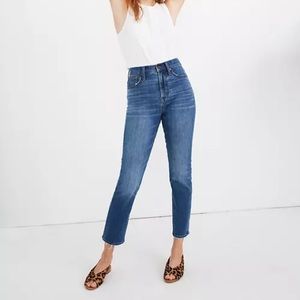 The Petite Perfect Vintage Jean in Cassie Wash